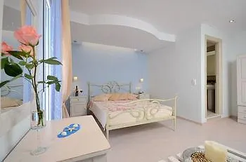 Bella Vista